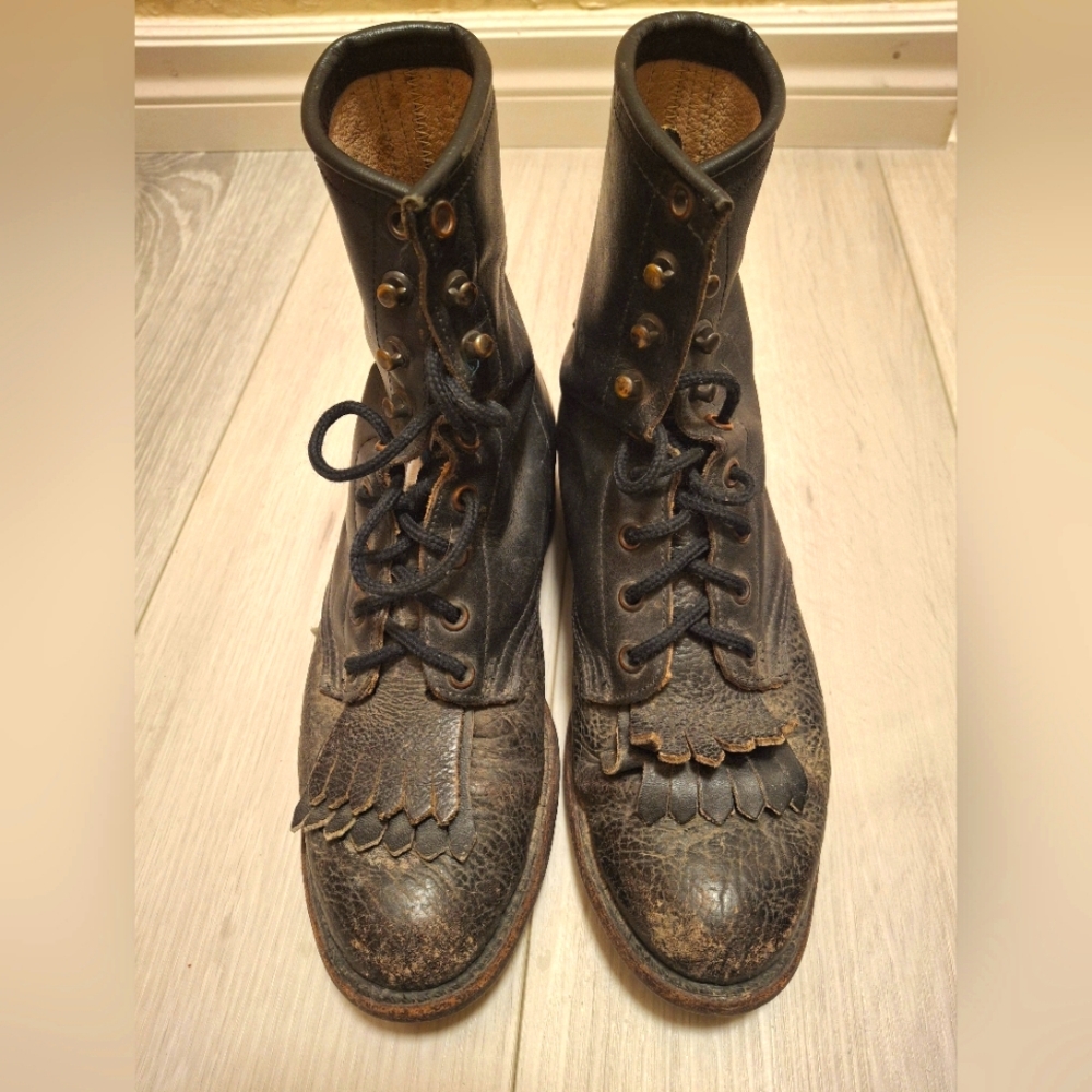 Kiltie Boots